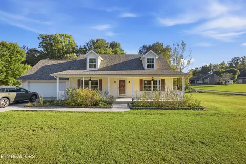 167 Meadowlark Dr, Harriman, TN 37748