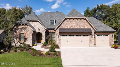 106 Minetta Dr, Crossville, TN 38558