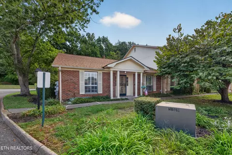 7914 NW Gleason Dr #1102, Knoxville, TN 37919