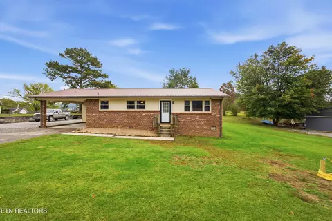213 1st St, Rockwood, TN 37854