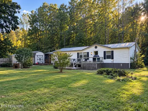 853 Whitaker Rd, New Market, TN 37820