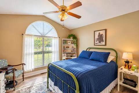 Bedroom - 7047 Maxwell Ter, Talbott, TN 37877 photo 1 of 7