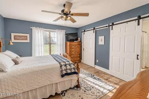 Bedroom - 7047 Maxwell Ter, Talbott, TN 37877 photo 6 of 7