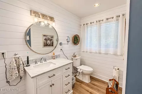 Bath - 7047 Maxwell Ter, Talbott, TN 37877 photo 3 of 3