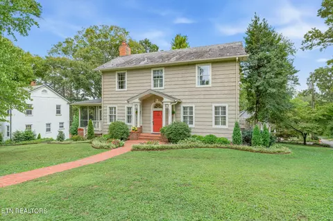3852 Woodhill Pl, Knoxville, TN 37919