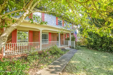 7705 Twining Dr, Knoxville, TN 37919