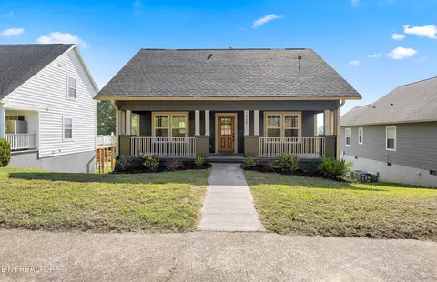 1000 Knoxville College Dr, Knoxville, TN 37921