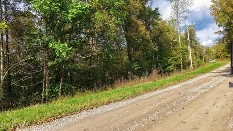 Apache Rd, Jamestown, TN 38556 photo 7