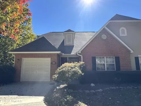 2810 Knob Creek Ln, Knoxville, TN 37912