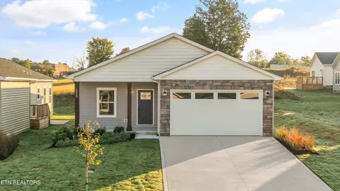 7640 Sycamore Breeze Rd, Knoxville, TN 37920
