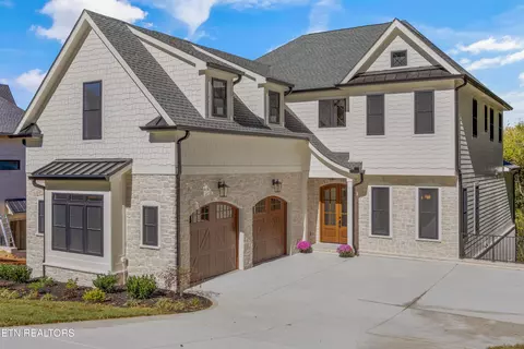 12931 Siena Ln, Knoxville, TN 37934