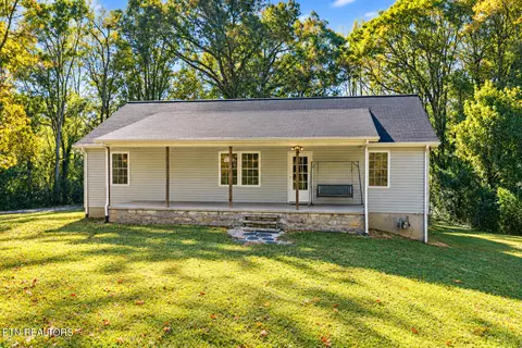 2300 Alberta Dr, Knoxville, TN 37920