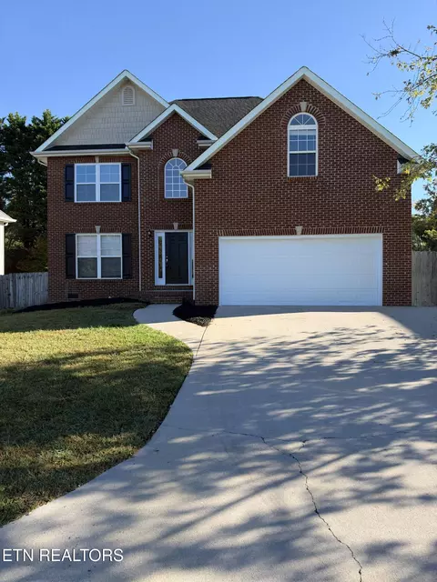 1356 Pershing Hill Ln, Knoxville, TN 37919