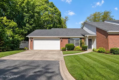 8625 Batavia Way, Knoxville, TN 37923