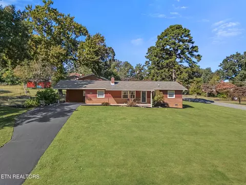 5708 Woodleaf Dr, Knoxville, TN 37912