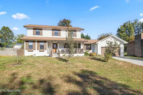 7425 Homestead Dr, Knoxville, TN 37918