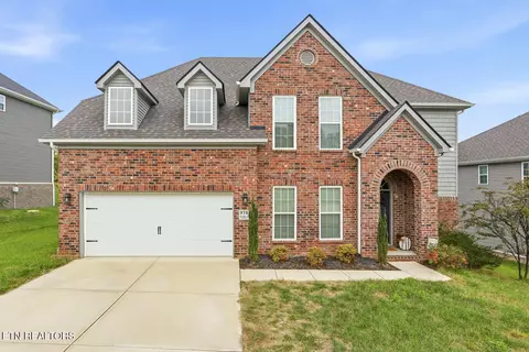 9705 Walking Stick Dr, Knoxville, TN 37922