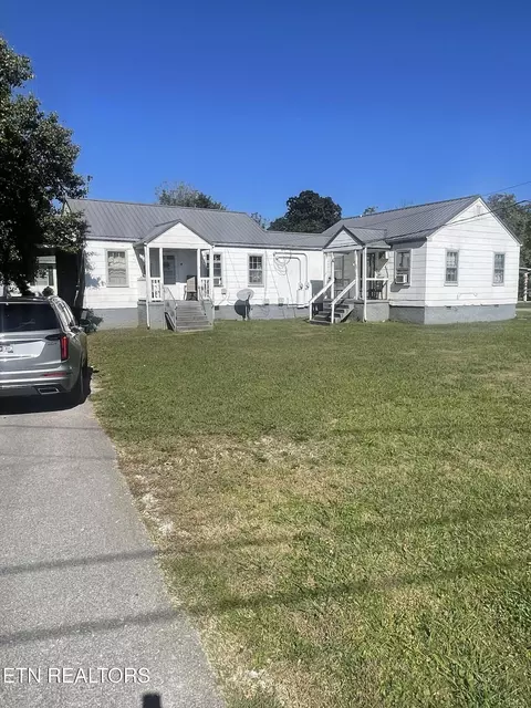 302 Carlton, Maryville, TN 37804