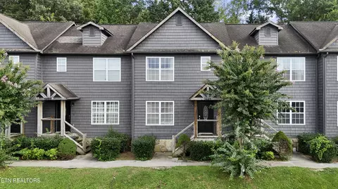 1448 William Holt Blvd, Sevierville, TN 37862