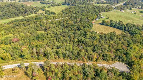 167 Canter Way, Lenoir City, TN 37771