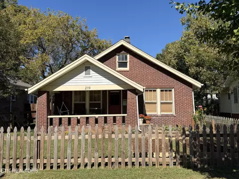 2119 Woodbine Ave, Knoxville, TN 37917