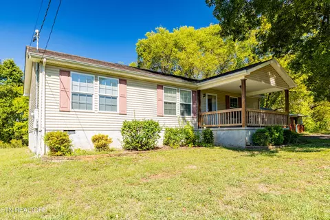 1231 Bowman Valley Rd, Knoxville, TN 37920