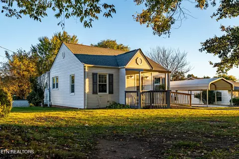 2515 Mentor Rd, Louisville, TN 37777