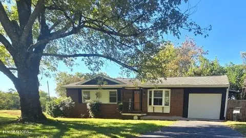 2329 Sylvania Ave, Knoxville, TN 37920