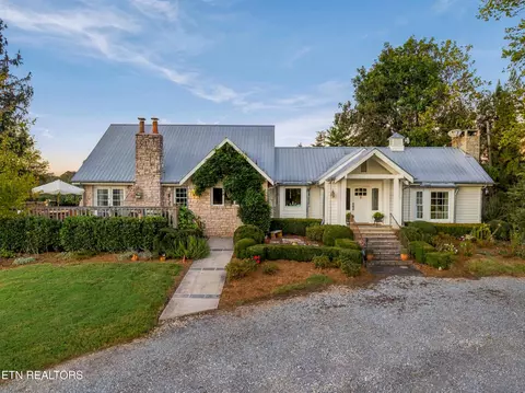 2040 Ellejoy Rd, Seymour, TN 37865