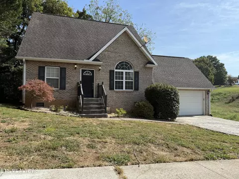 5424 Rosebay Rd, Knoxville, TN 37918