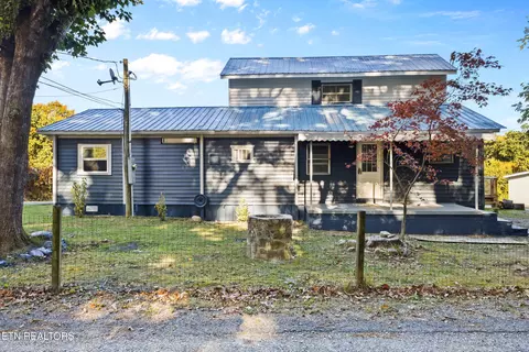 508 Paintbrush Rd, Newport, TN 37821