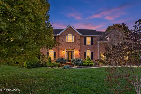 2820 Pebblestone Ln, Knoxville, TN 37938