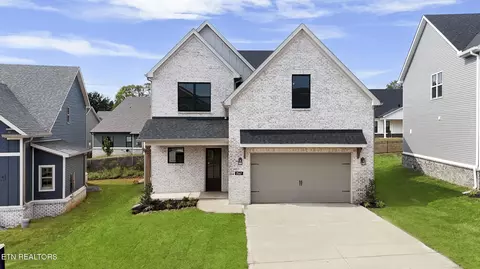 2567 Marshall Pass Rd, Knoxville, TN 37932