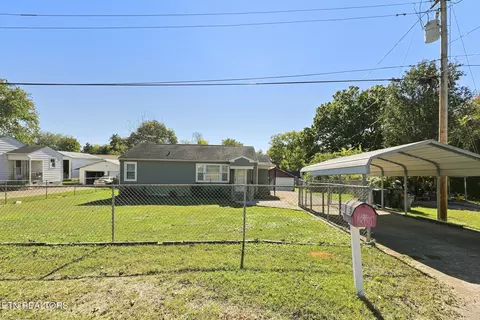225 Meade St, Maryville, TN 37804
