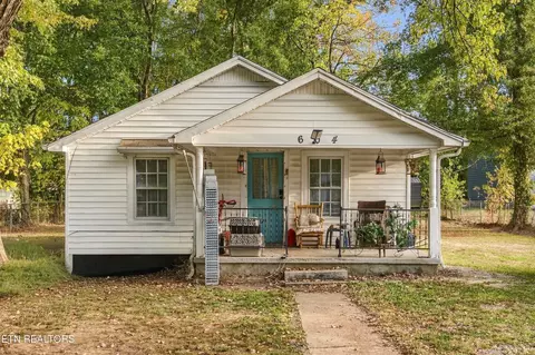 604 E Moore St, Tullahoma, TN 37388