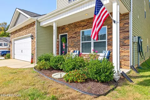 537 Robotic Ln, Knoxville, TN 37920