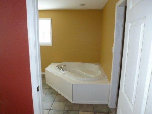 344 Rolling Meadows Ln, Oneida, TN 37841 photo 6