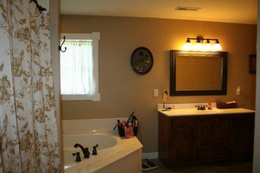 220 Franklin Estates Ln, Greenback, TN 37742 photo 14