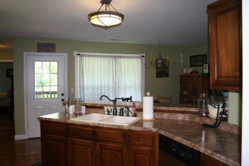 220 Franklin Estates Ln, Greenback, TN 37742 photo 8