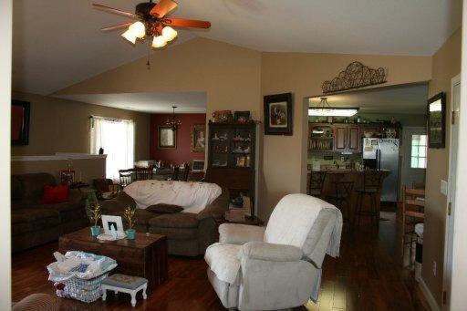 220 Franklin Estates Ln, Greenback, TN 37742 photo 3