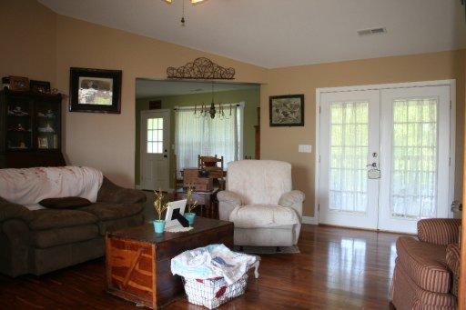 220 Franklin Estates Ln, Greenback, TN 37742 photo 4