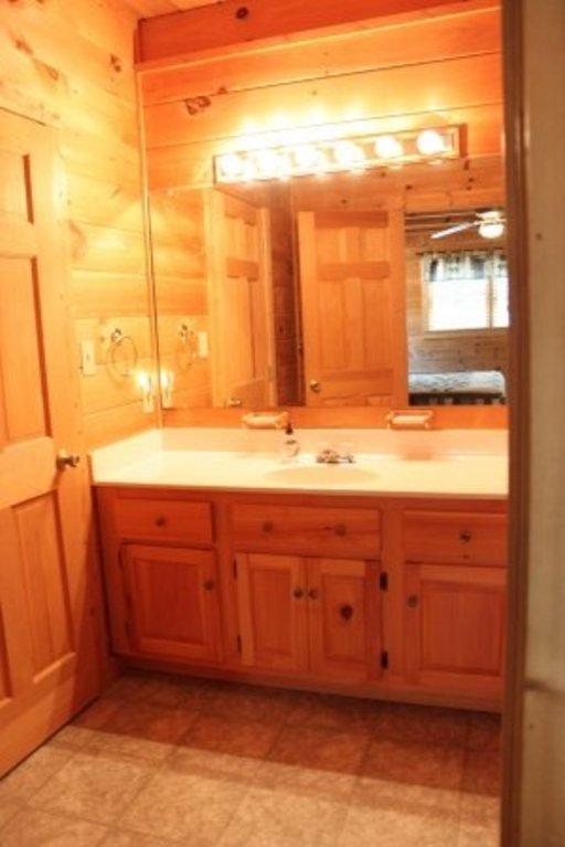 2436 E View Dr, Sevierville, TN 37876 photo 10