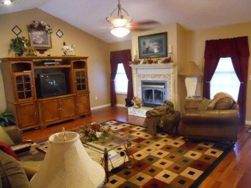 607 Baye Rd, Rutledge, TN 37861 photo 2