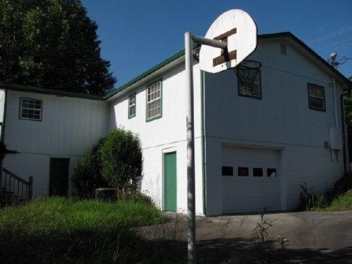 301 Webb Rd, Townsend, TN 37882 photo 2