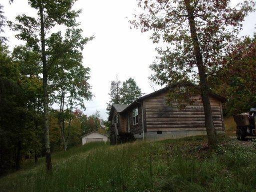 857 Jane Phillips Rd, Oneida, TN 37841 photo 1