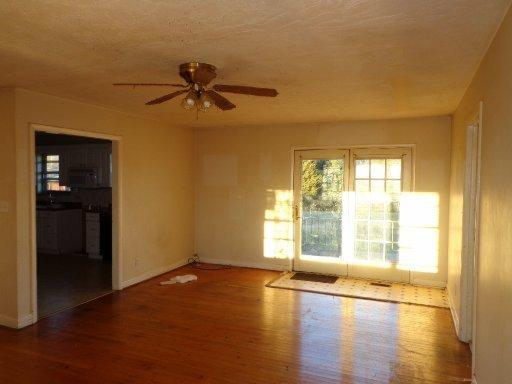 2461 Willow Garden Cir, Talbott, TN 37877 photo 7