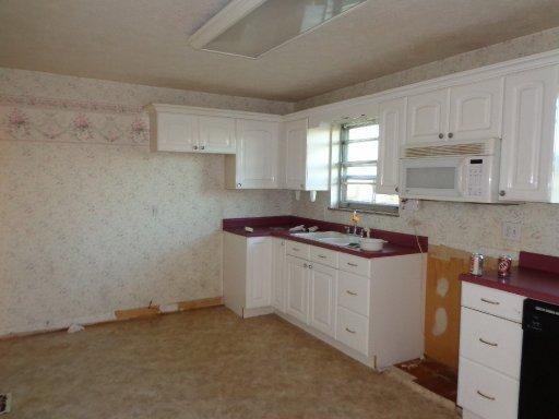 2461 Willow Garden Cir, Talbott, TN 37877 photo 9