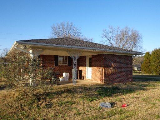 2461 Willow Garden Cir, Talbott, TN 37877 photo 2