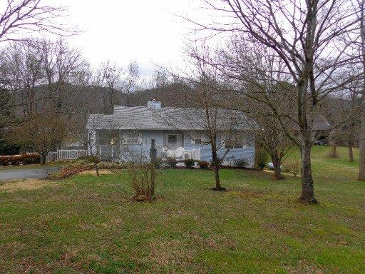 226 Webb Rd, Townsend, TN 37882 photo 4