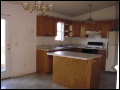 525 Keri Ln, Clarkrange, TN 38553 photo 4